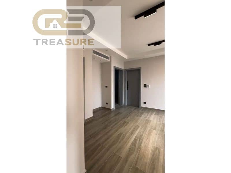 4 WhatsApp Image 2025-08-19 at 12.33. 32 PM. jpg