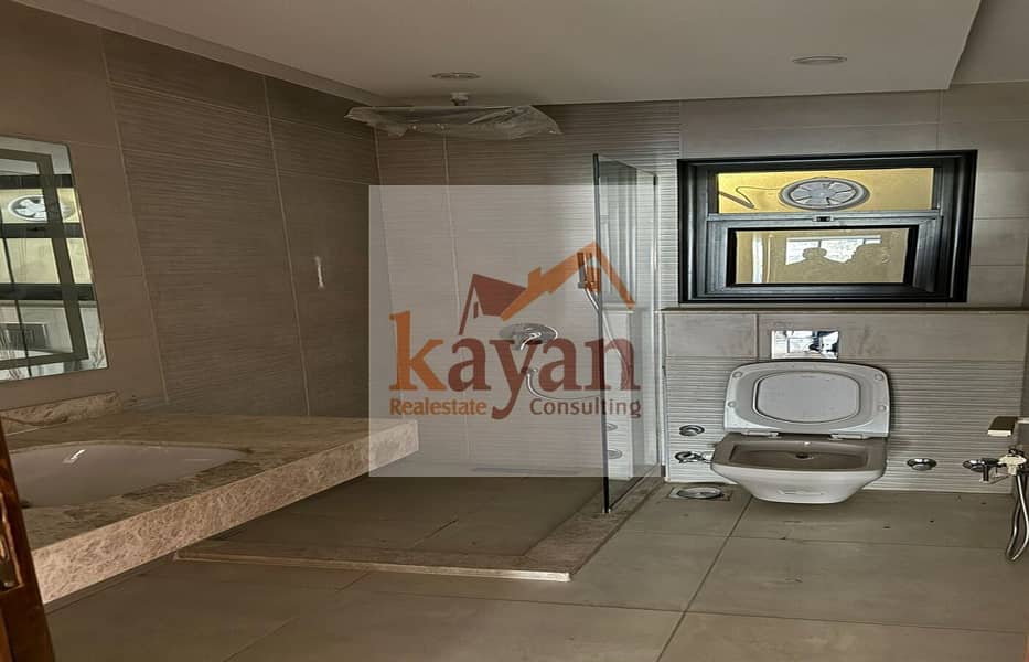 3 5794e8cf-d322-4015-9201-1463e26b6915. jpg