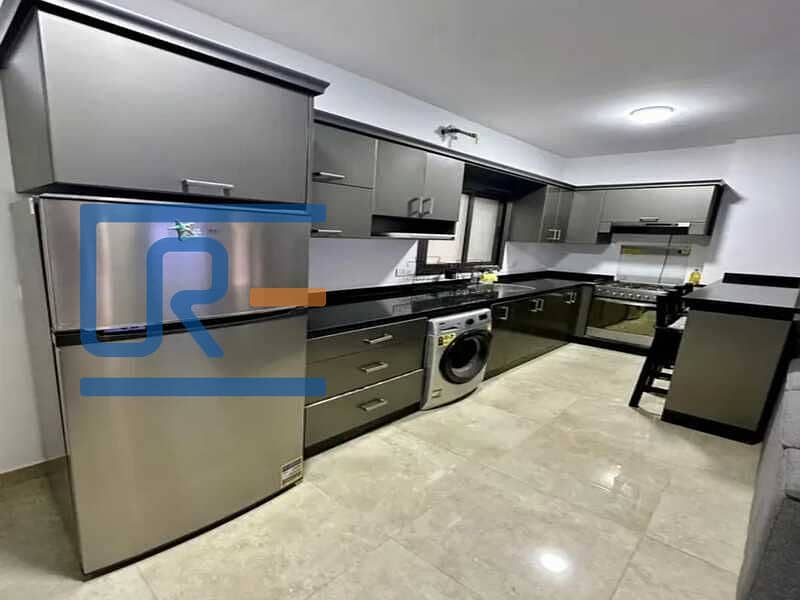 8 c04bff6b-c8ab-4af7-a5c7-0a3968ad7be5. jpg