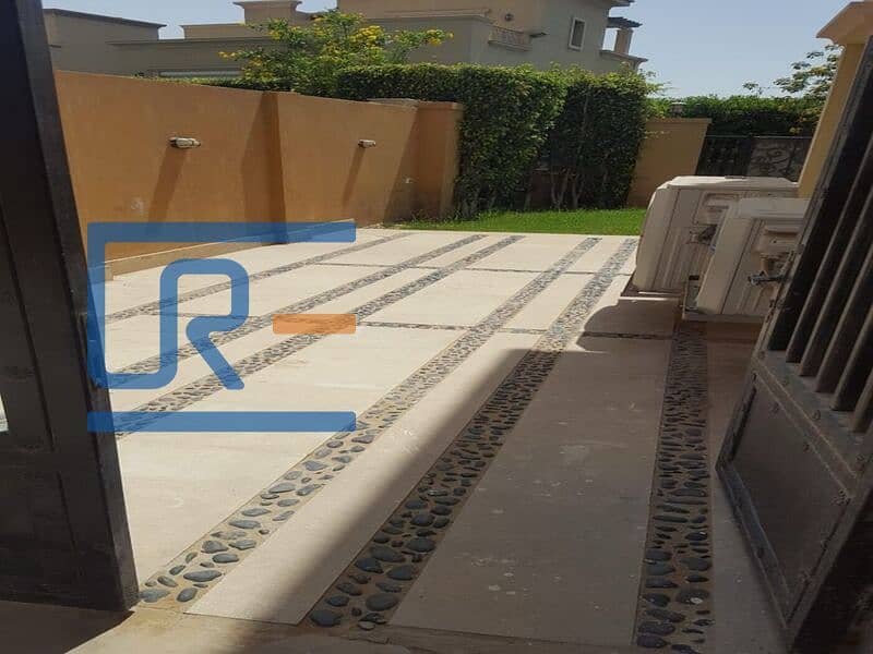 3 4fd41d23-cf0e-494c-8b8d-4895dbbcbf1f. jpg