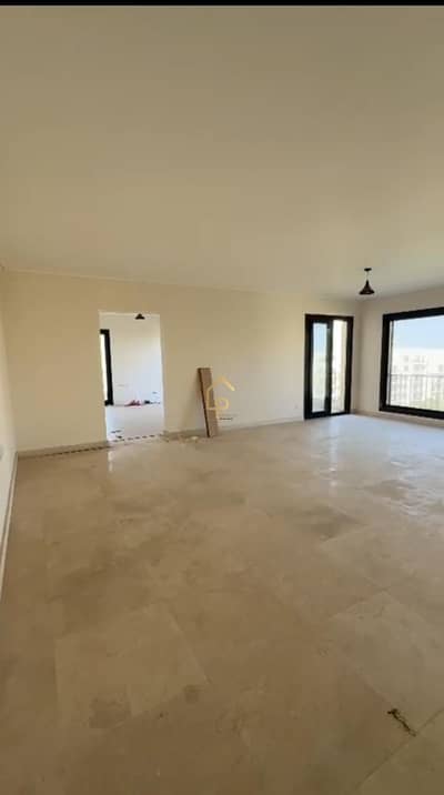 4 Bedroom Penthouse for Sale in 6th of October, Giza - WhatsApp Image 2025-10-30 at 6.58. 02 PM. jpeg