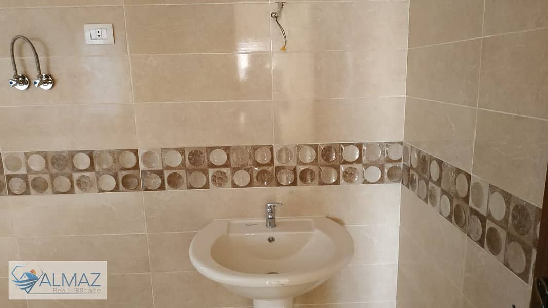 20 WhatsApp Image 2025-11-02 at 4.34. 03 PM. jpeg