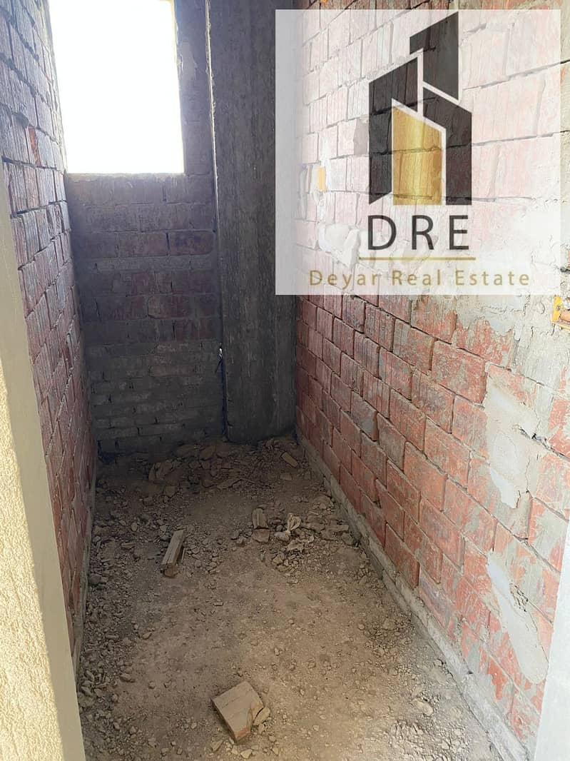 12 db7a7e27-1a85-44a9-a365-daa03332ac1b. jpg