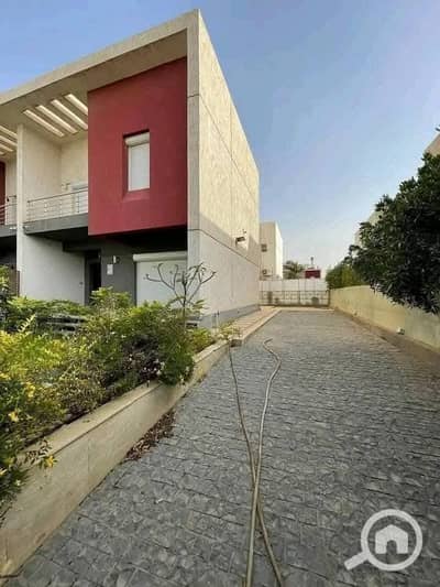 4 Bedroom Townhouse for Sale in Madinaty, Cairo - 152720b7-452a-4d4f-9e44-6aca01ac90f8. jpeg