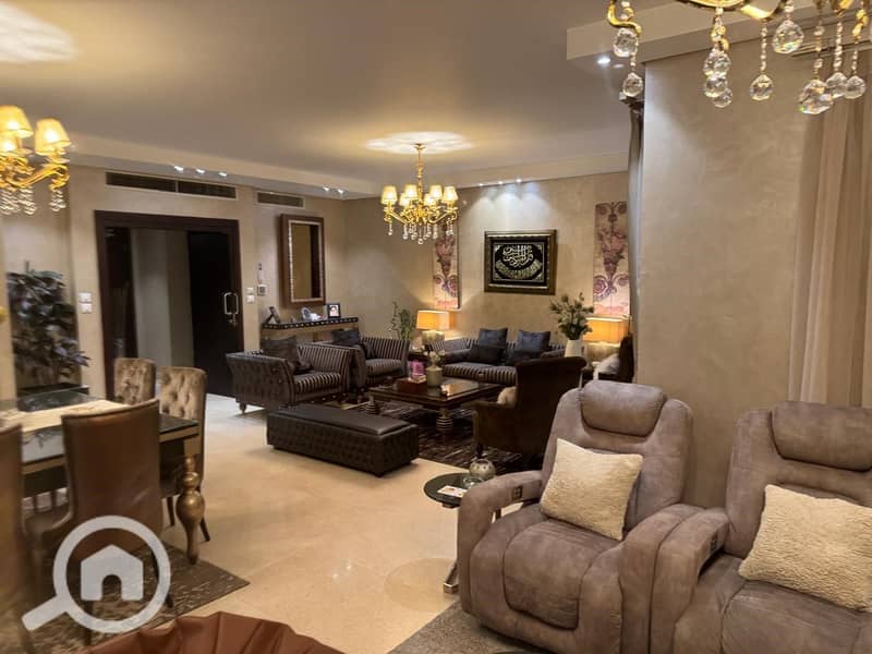 2 595b6bce-e5d4-411b-a2fe-5d50f55ccdc2. jpg