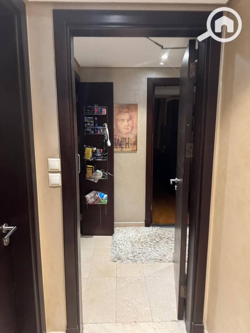 7 3ed282b2-0004-47d2-92b3-b06028b69844. jpg