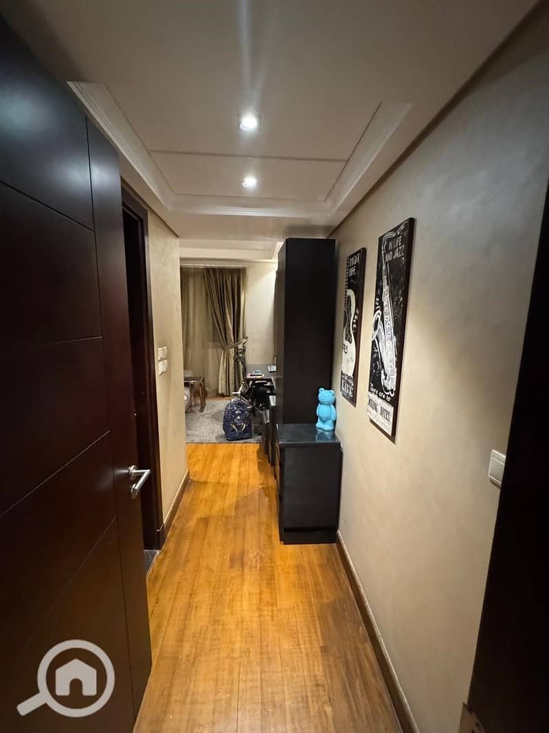 12 160dfa8d-893b-4b36-92cf-5b65bbecc021. jpg