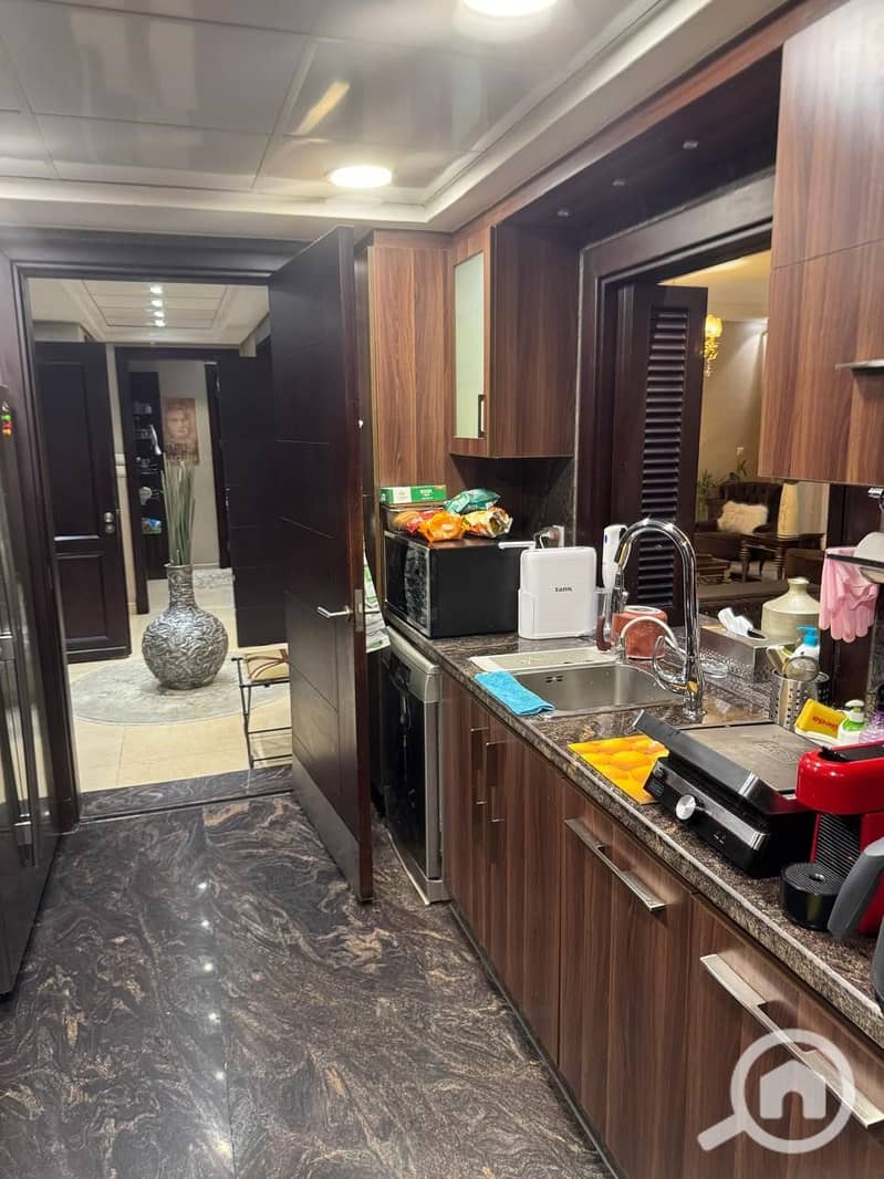 19 bd9a4d8e-3cf5-45b7-b3dc-1395aa446aba. jpg