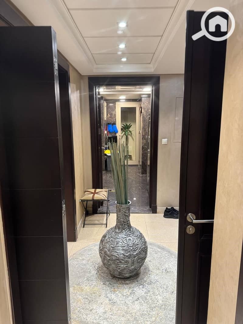 22 ec7e8e63-2191-4626-9ba9-3bff3ed0f35b. jpg