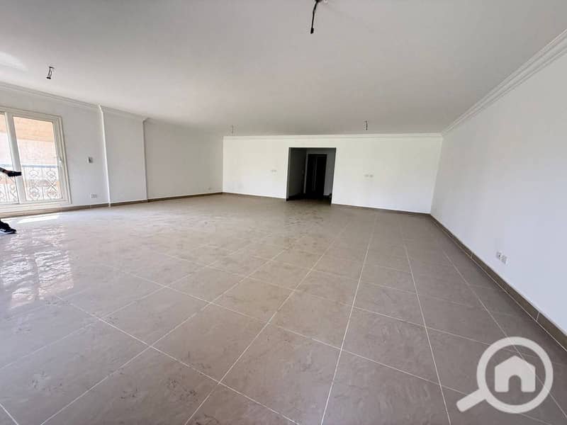 10 WhatsApp Image 2025-10-28 at 7.22. 47 PM. jpeg