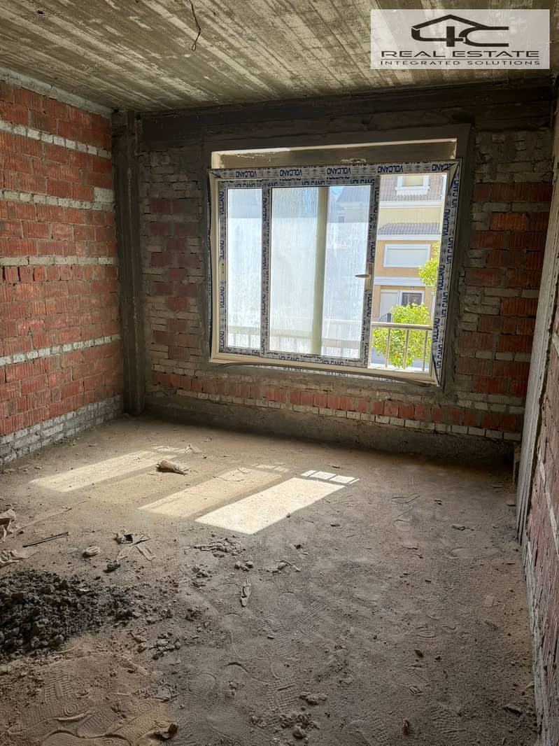 6 WhatsApp Image 2025-11-02 at 6.52. 19 PM. jpeg