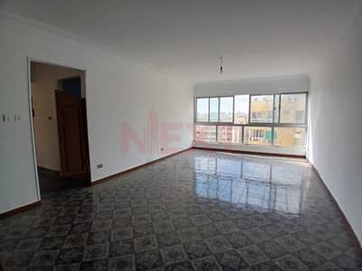 فلیٹ 3 غرف نوم للبيع في سموحة، الإسكندرية - 1 (2). jpeg