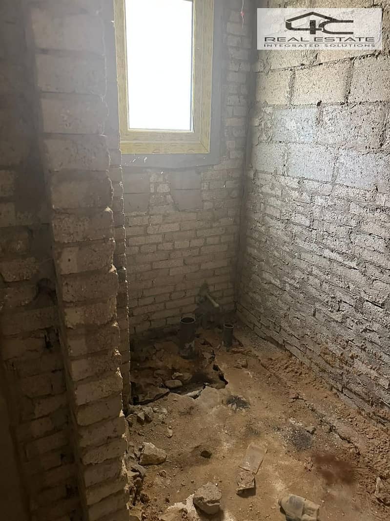 12 WhatsApp Image 2025-02-11 at 1.50. 55 PM (2). jpeg