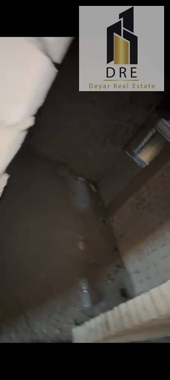 10 87128058-dd4b-4e3a-a642-d8124ed85c5a. jpg