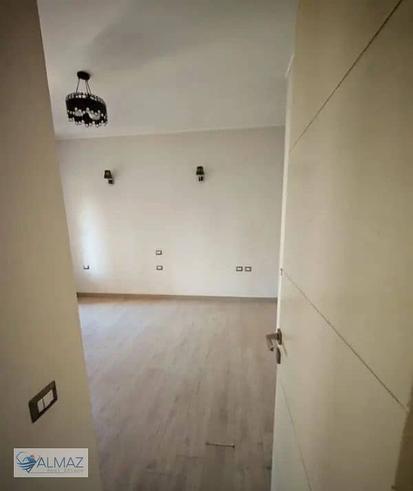 3 WhatsApp Image 2025-11-02 at 1.41. 51 PM (1). jpeg