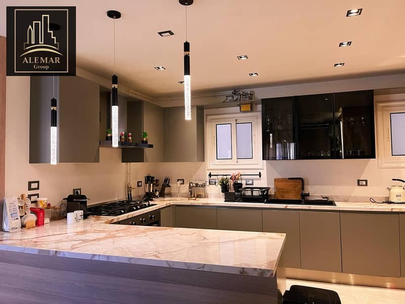 2 d4232604-27cf-4cc4-b95f-d7b9d1b14d54. jpg