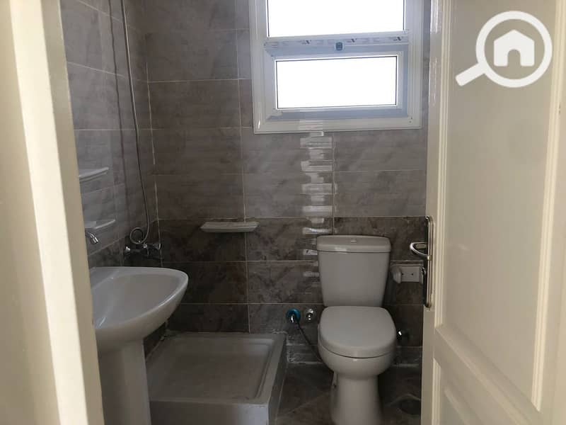 7 638fa637-0d1f-433d-bcf1-12f77a139c76. jpg