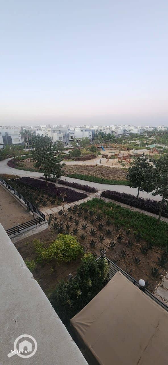 2 WhatsApp Image 2025-10-20 at 21.51. 13. jpeg