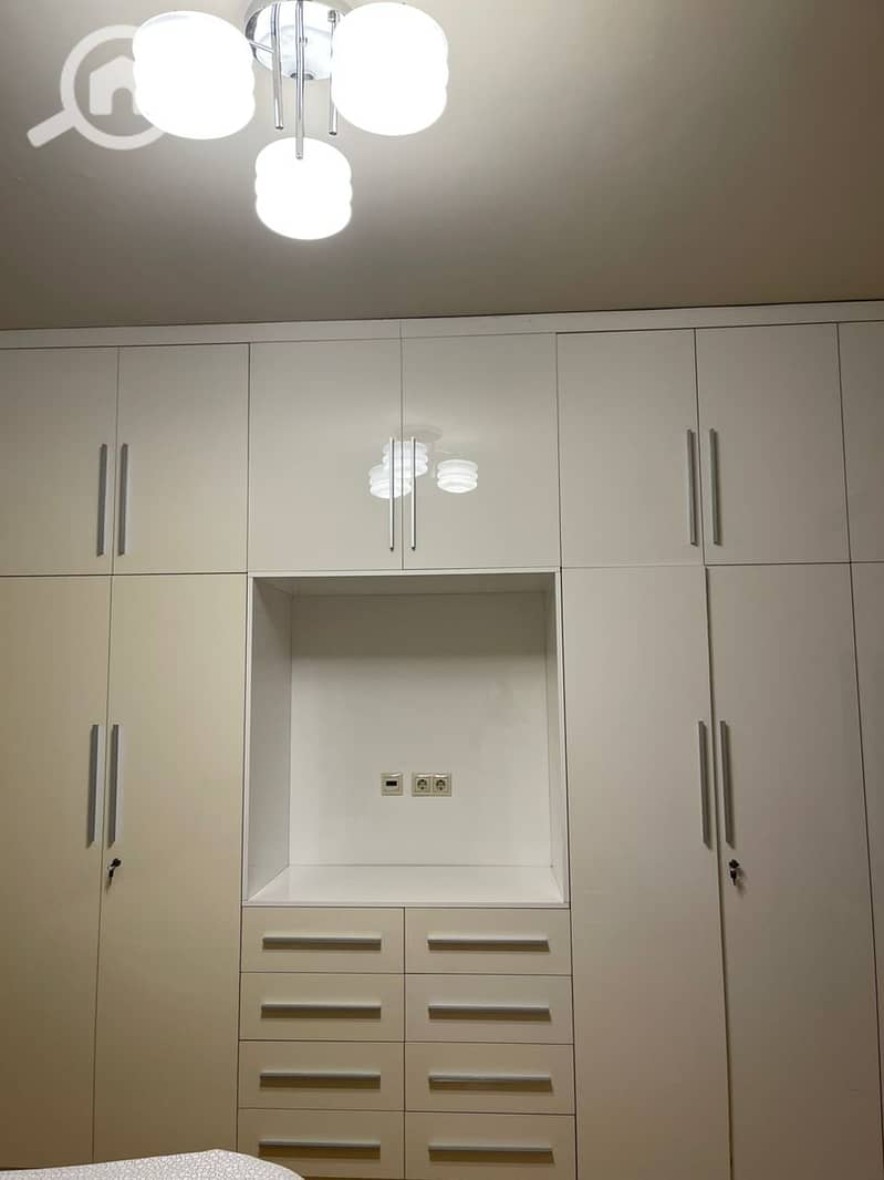 5 a92ac98a-e46b-43e7-a59c-4e65de4b94f1. jpg