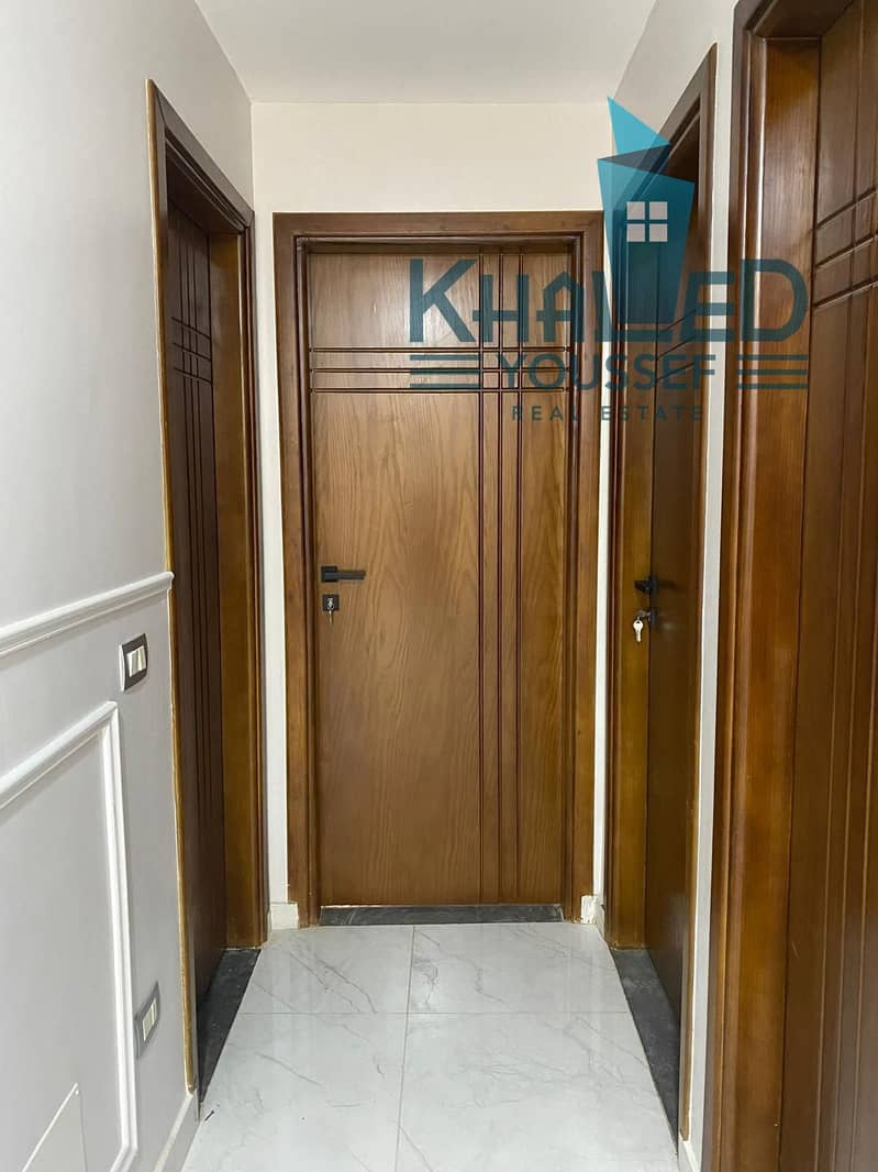 3 WhatsApp Image 2025-10-21 at 1.05. 23 PM. jpeg