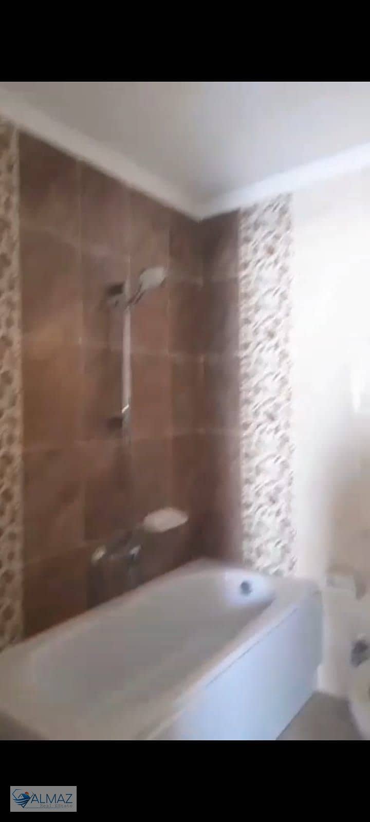 8 WhatsApp Image 2025-11-02 at 4.15. 56 PM. jpeg