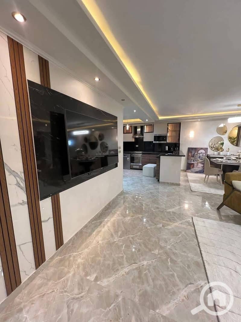 10 571193745_1948106545750998_5661641685627982137_n. jpg