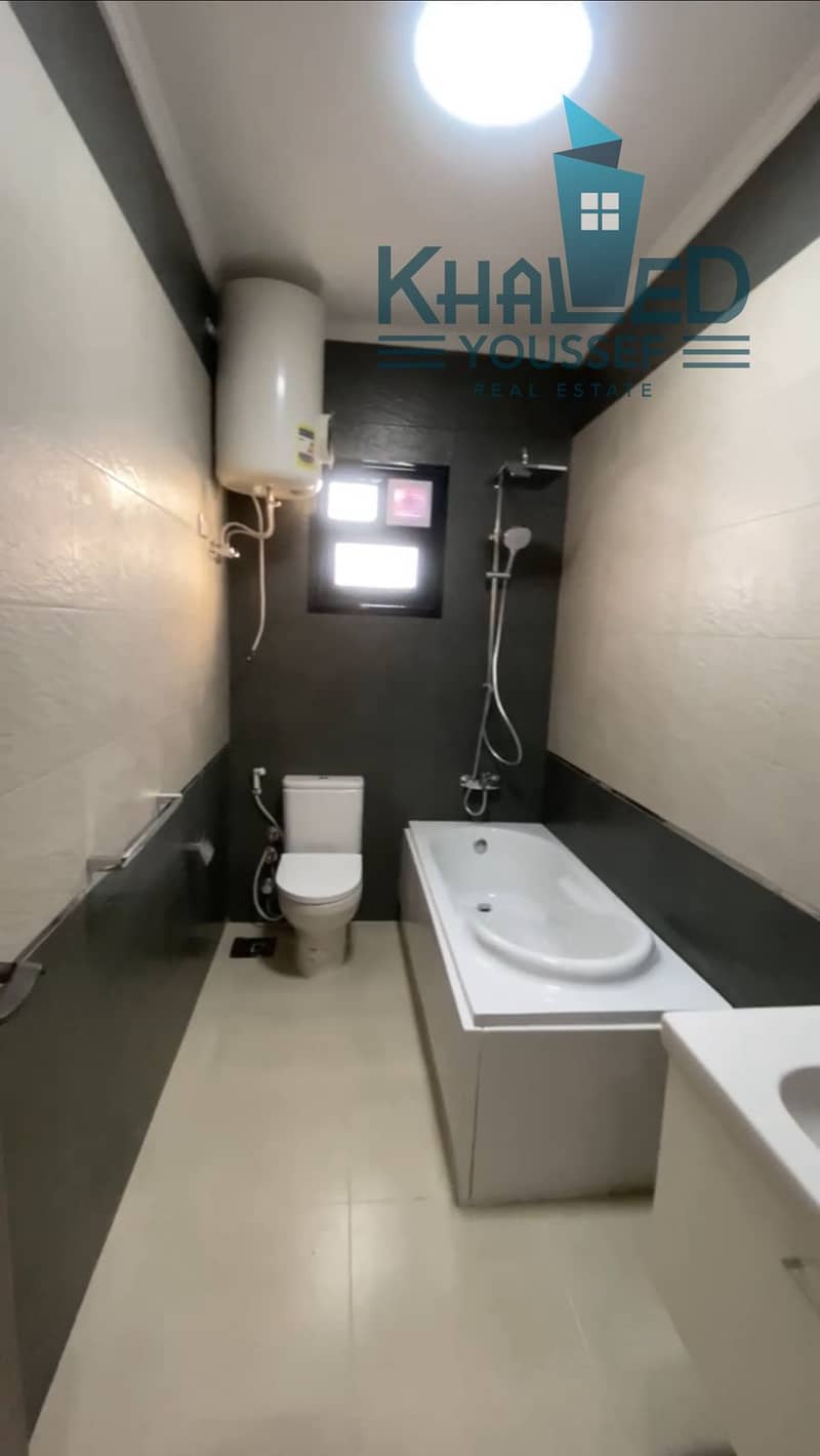 8 WhatsApp Image 2025-10-21 at 4.16. 27 PM (2). jpeg