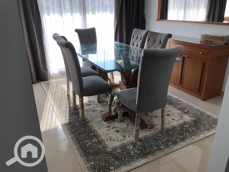 2 ea10b952-b23e-4905-ae0d-d2e0414862e5. jpg