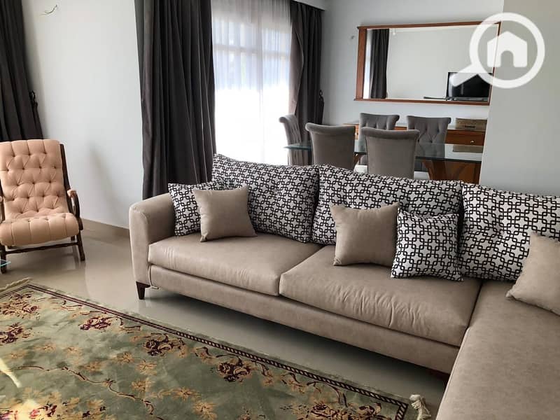 4 b02af2a3-3656-4269-a7dd-9c3e4a644df2. jpg