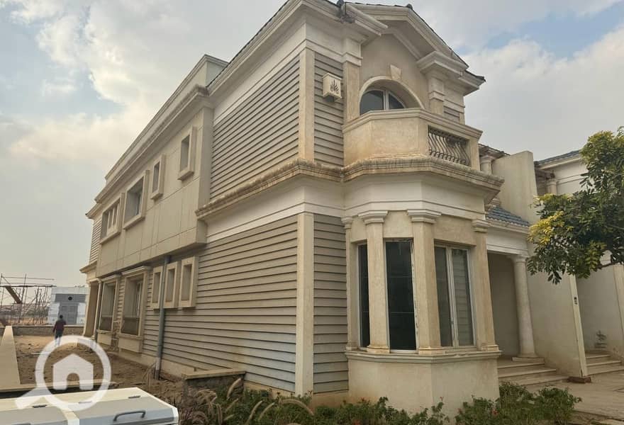 b1efca46-96ea-4803-b2e9-a0ba121630a6. jpg