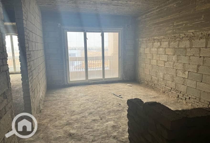 9 63506a7f-a47d-4a97-9139-7f74caa4a891. jpg