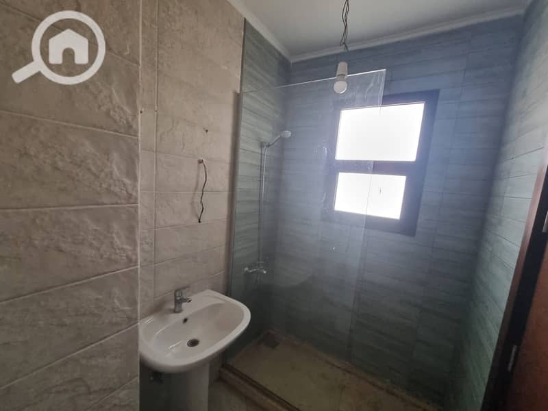 9 WhatsApp Image 2025-11-01 at 22.42. 16. jpeg