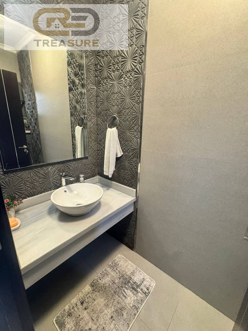 6 WhatsApp Image 2025-11-03 at 10.59. 27 AM. jpeg