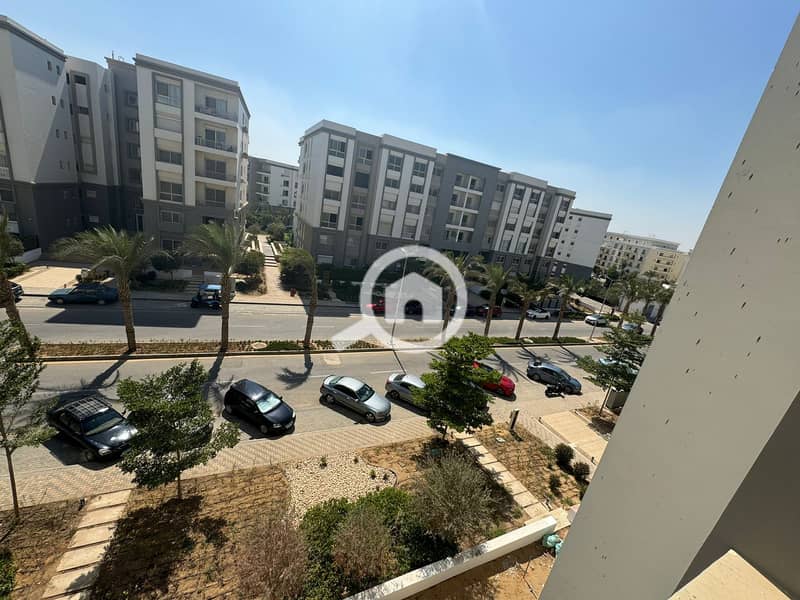 2 WhatsApp Image 2025-11-03 at 12.45. 54 PM (1). jpeg