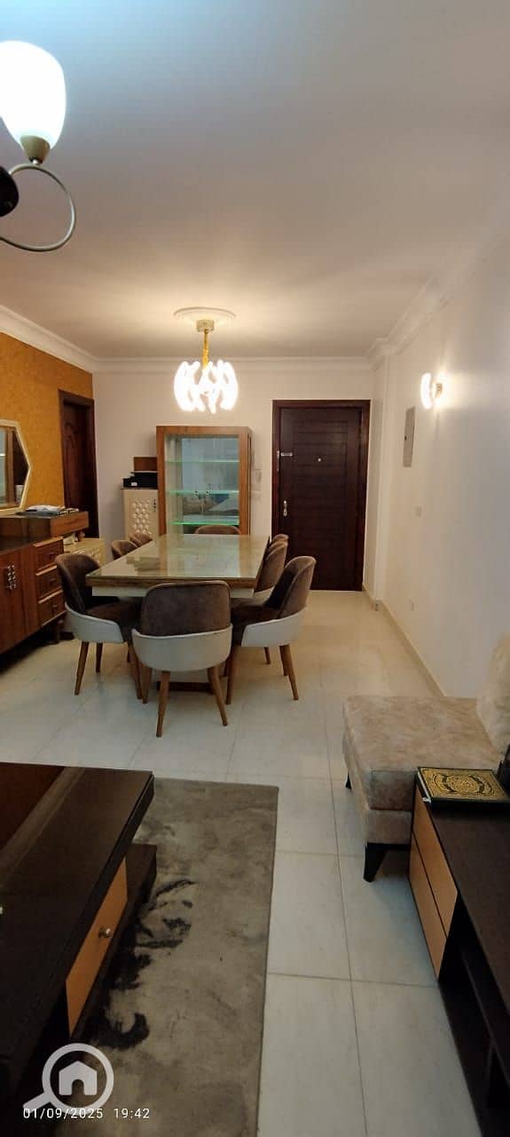 4 6d665b4d-efb7-4eda-9b59-a5eb7730309b. jpg