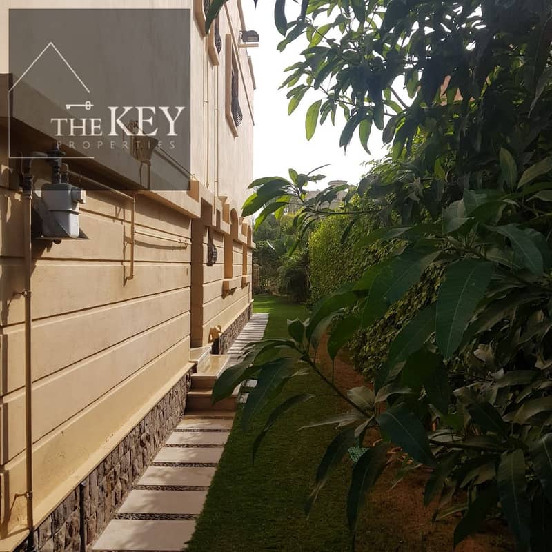 10 8b457a1a-6762-4e90-a557-9a4e0edf48db. jpg