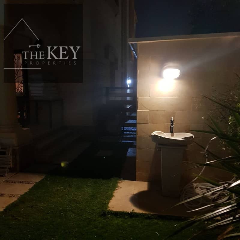 19 393d1f99-affd-431d-83cb-b1ca82d24eca. jpg