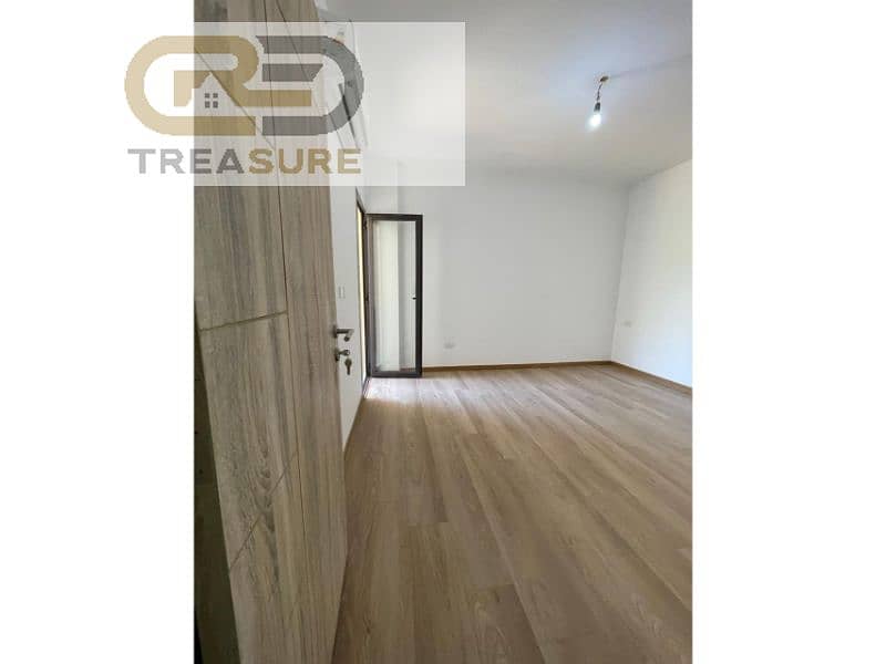 10 WhatsApp Image 2025-11-03 at 11.59. 00 AM (1). jpg