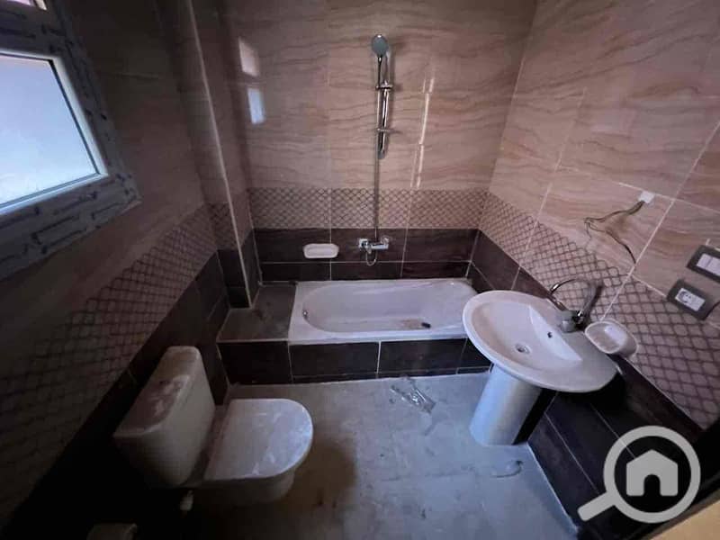 7 9559c0dc-ac2a-4d6f-94ec-a82cb77b52db. jpg