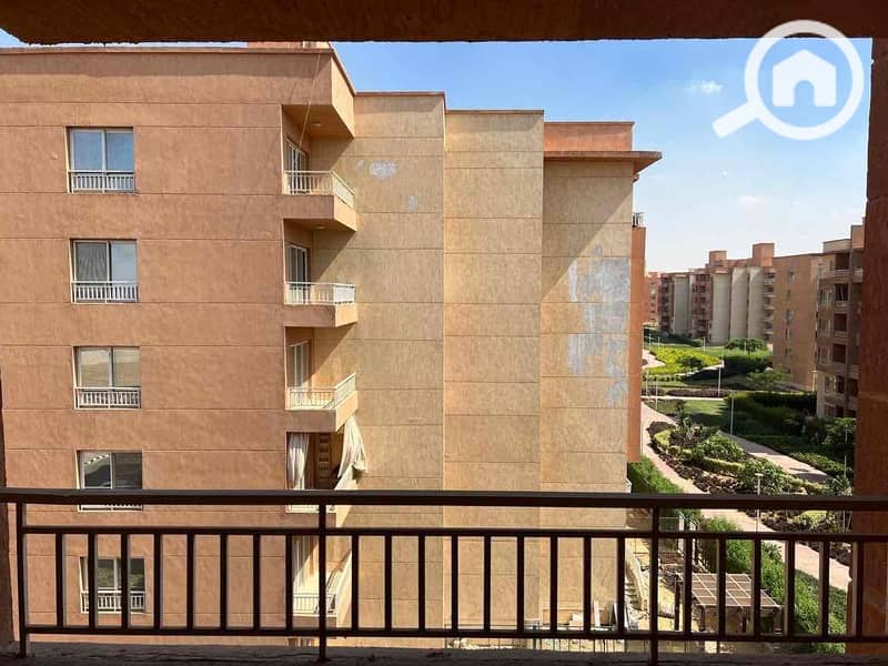 10 7e0aa5e4-d988-4427-9252-c47f2b69ee49. jpg