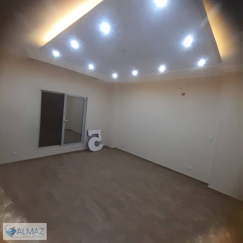 4 WhatsApp Image 2025-11-03 at 11.29. 49 AM. jpeg