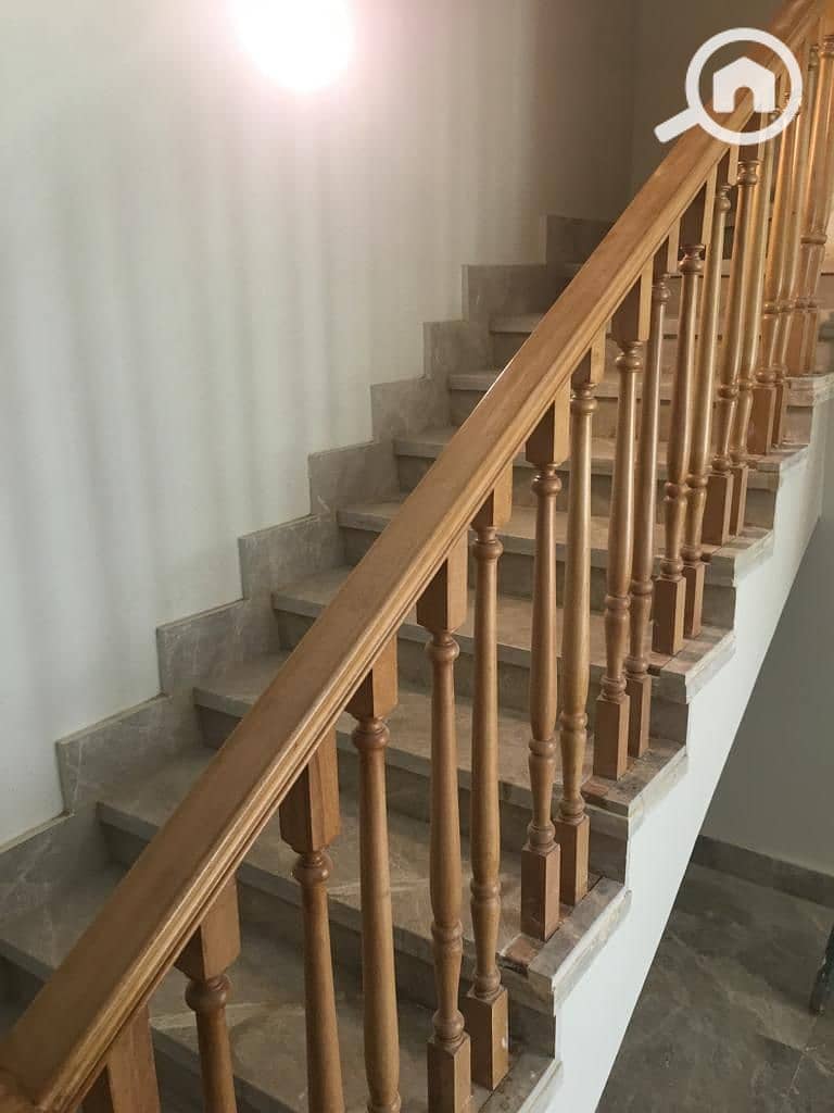 9 WhatsApp Image 2025-10-30 at 16.25. 48 (2). jpeg