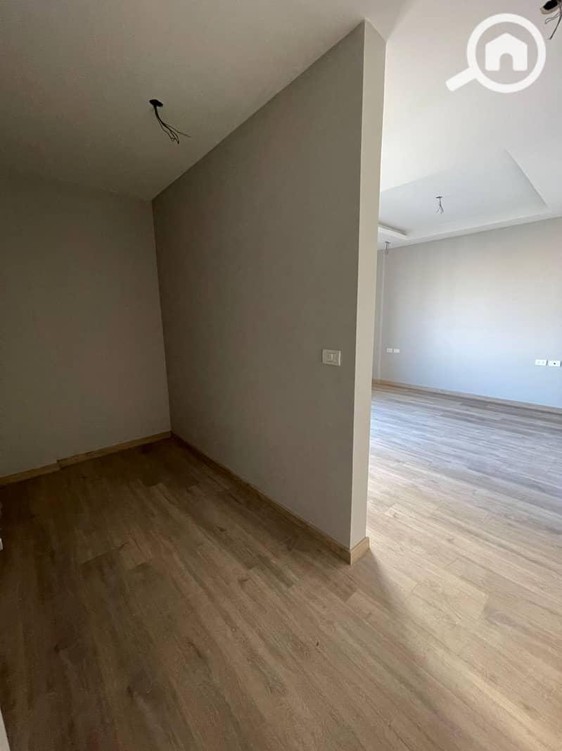 7 WhatsApp Image 2025-08-19 at 12.41. 11 PM (1). jpeg