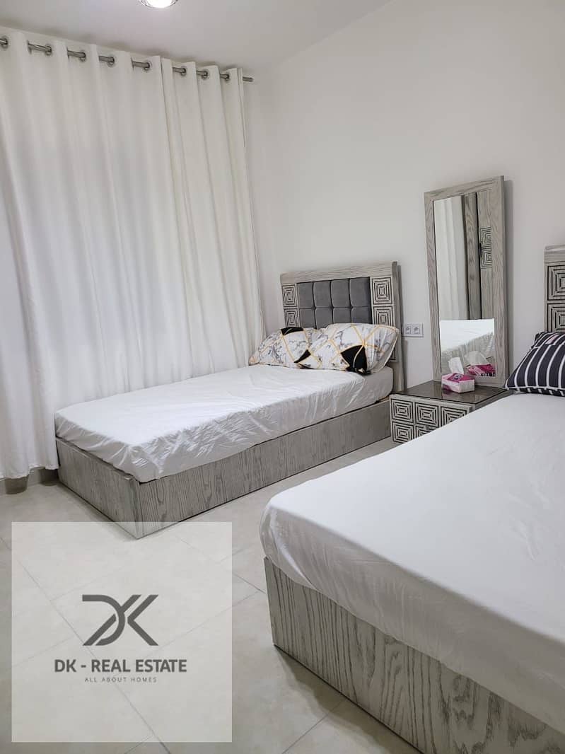 24 WhatsApp Image 2025-11-02 at 6.00. 48 PM. jpeg