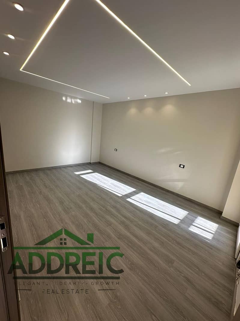 2 WhatsApp Image 2025-10-20 at 10.43. 14 AM (2). jpeg