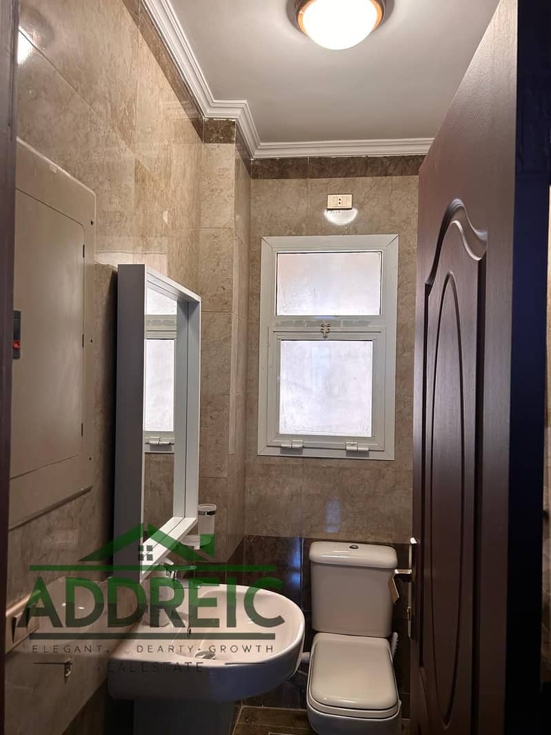 4 WhatsApp Image 2025-10-20 at 3.28. 54 PM (4). jpeg