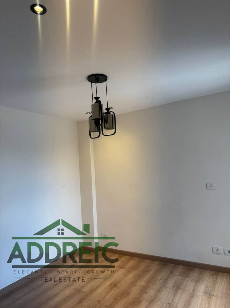 7 WhatsApp Image 2025-10-29 at 1.22. 49 PM (4). jpeg