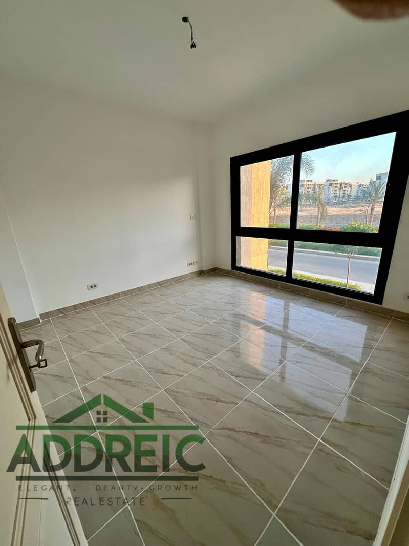 4 WhatsApp Image 2025-09-17 at 3.03. 48 PM (2). jpeg