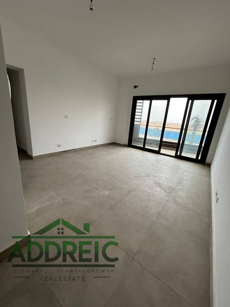 13 f15d82f4-5c13-4924-b3c7-b7f2f5f53867. jpg