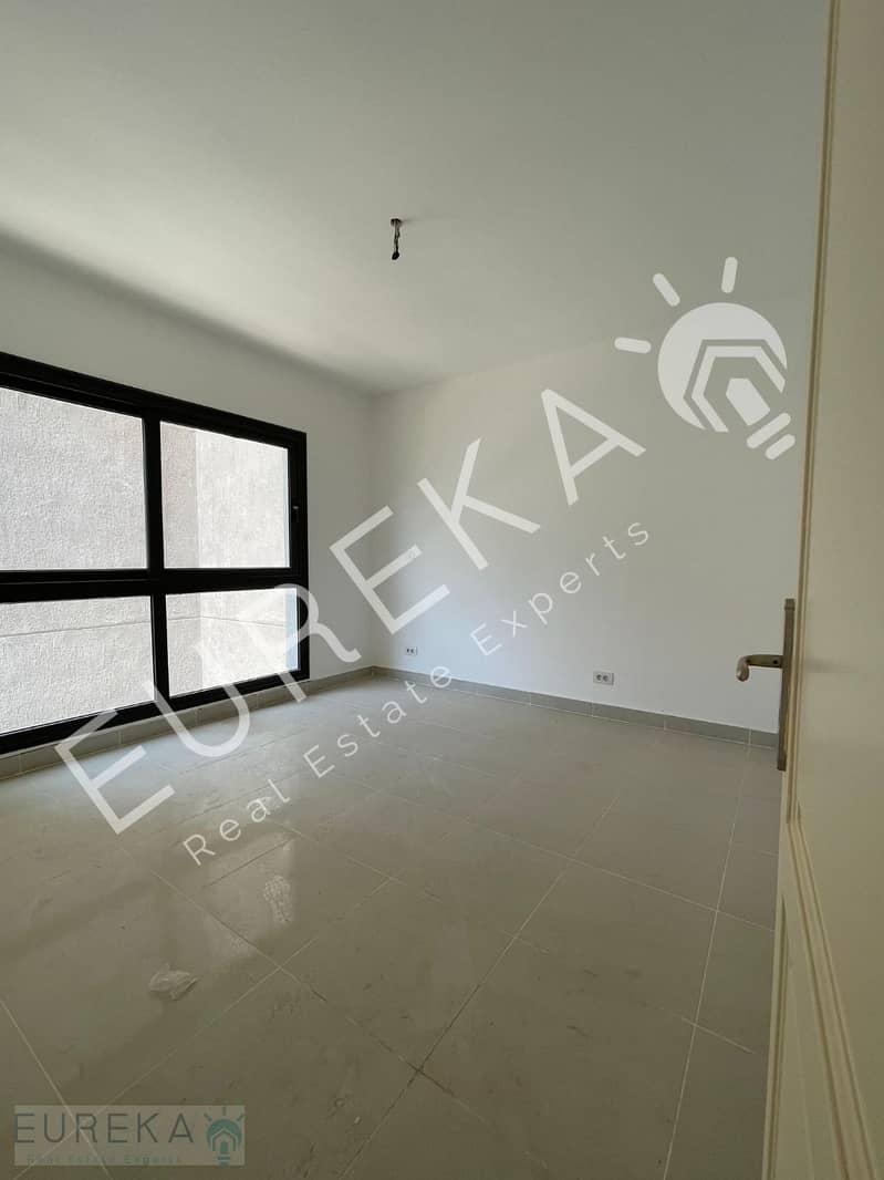 2 PHOTO-2025-09-03-13-09-59 (10). jpg